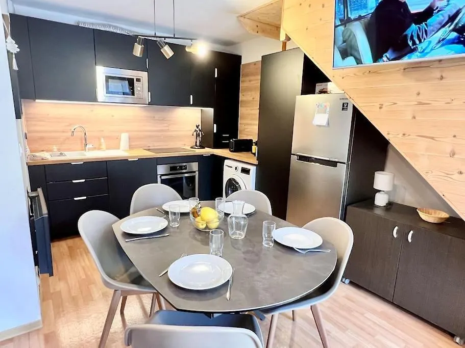 Apartment Ferienwohnung Sous Les Toits Des Orres Les Orres Frankreich